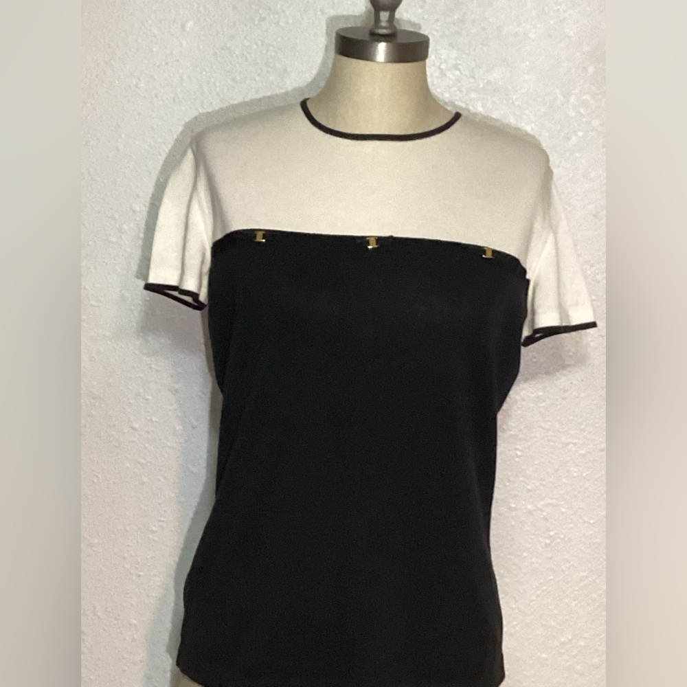 Salvatore Ferragamo vintage womens black and White Blouse size medium